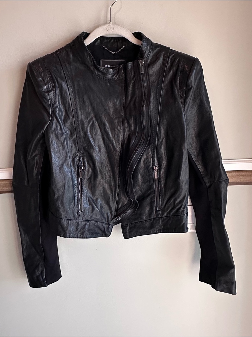 BCBG MaxAzria Black Lambskin Leather Moto Jacket Cropped Racer​